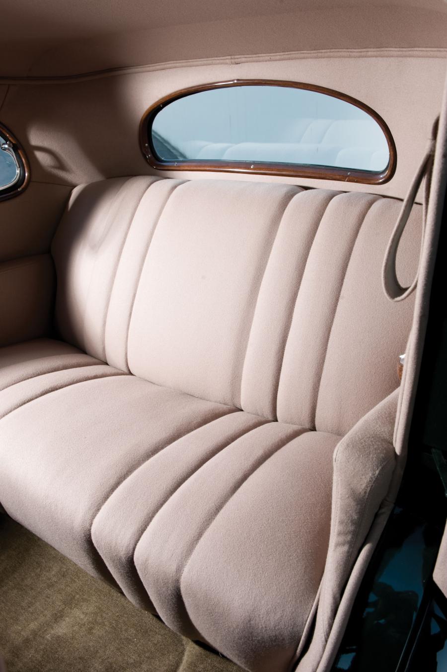  Packard 120 Sedan 1936 года  (фото 8 из 10)